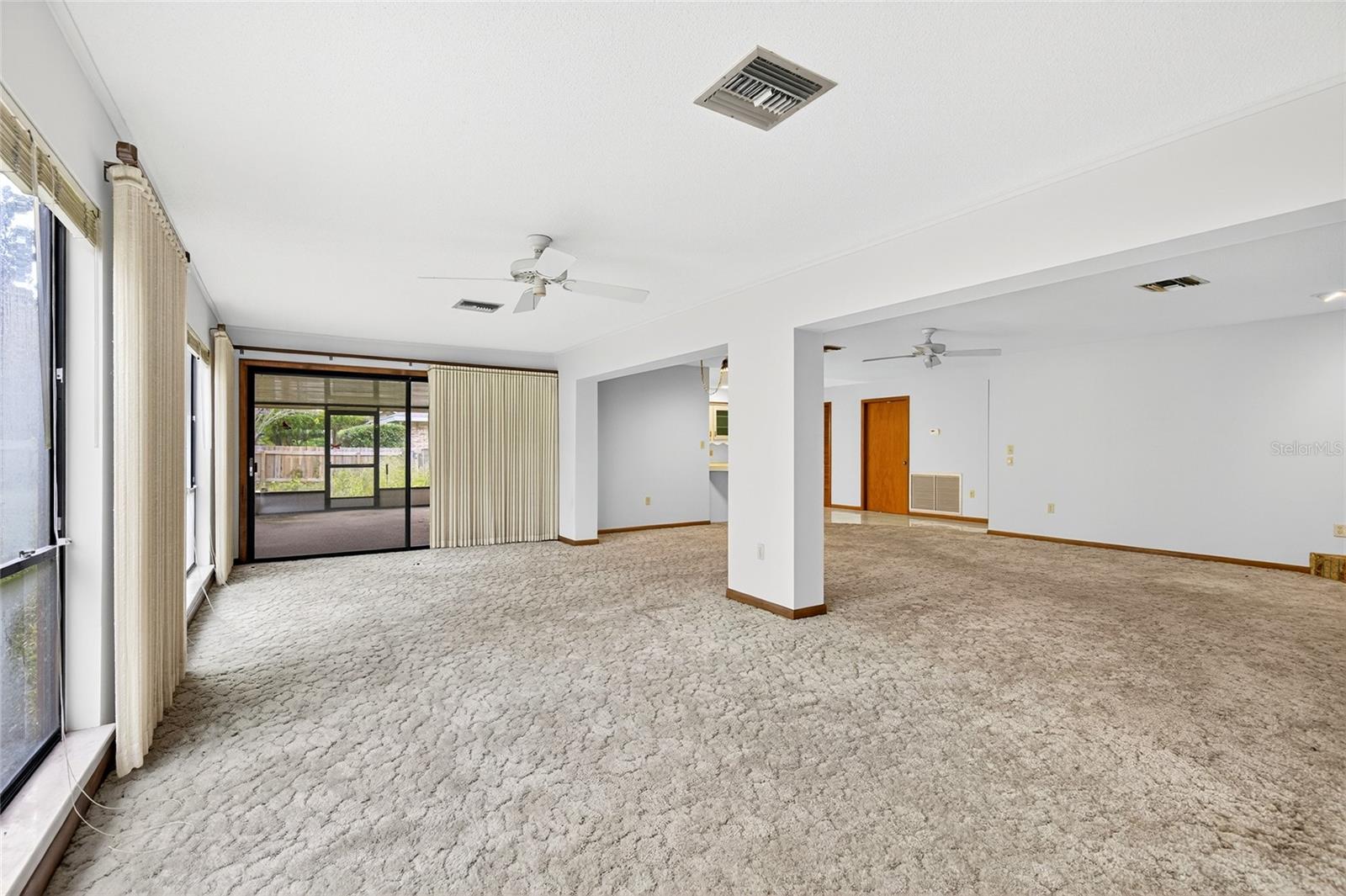 Image 22 of 42 For 9835 Wedgewood Lane