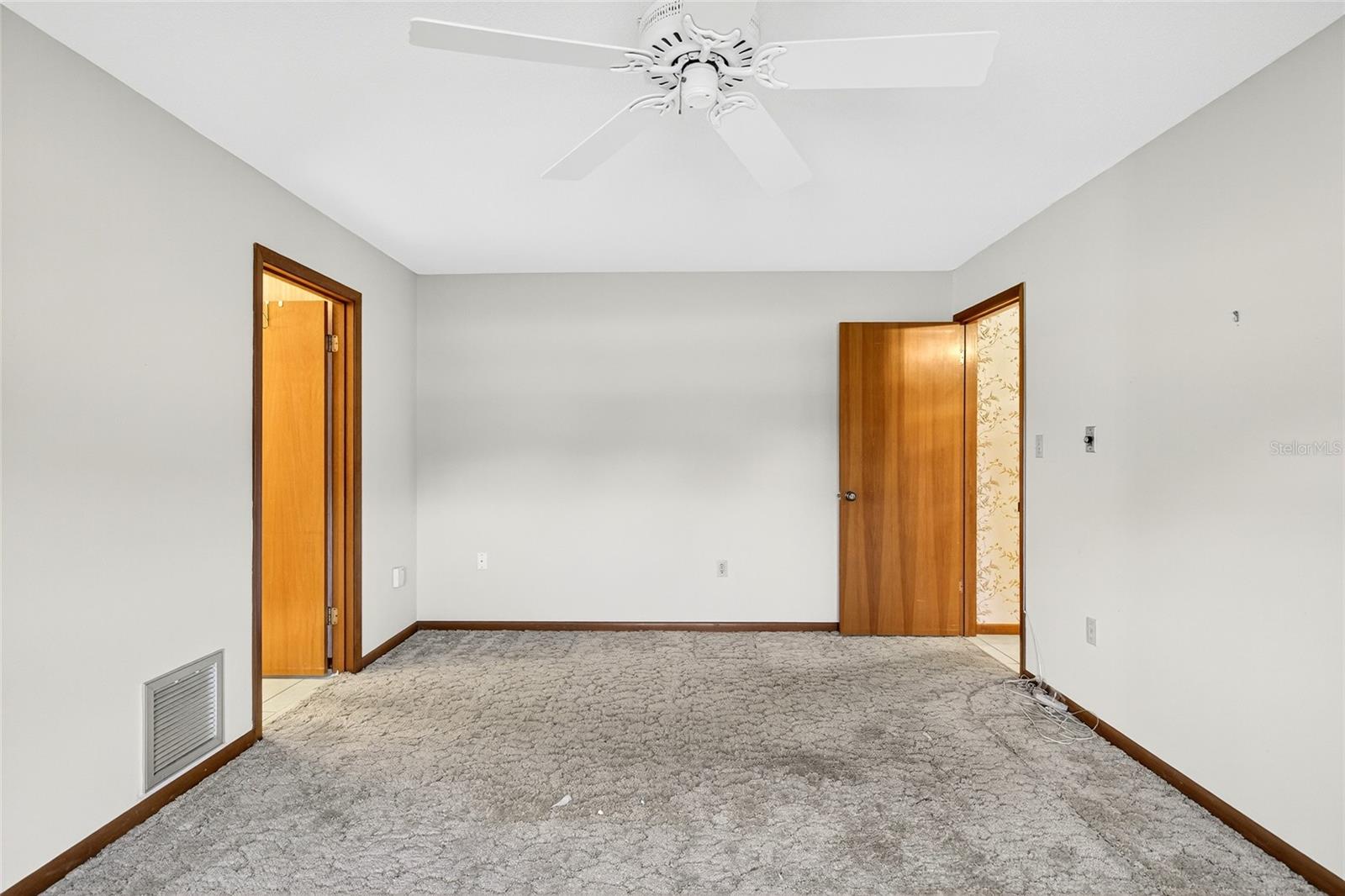 Image 26 of 42 For 9835 Wedgewood Lane