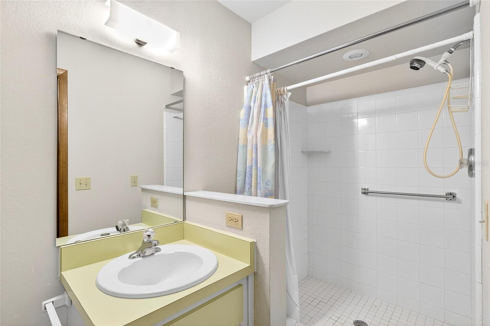 Image 31 of 42 For 9835 Wedgewood Lane