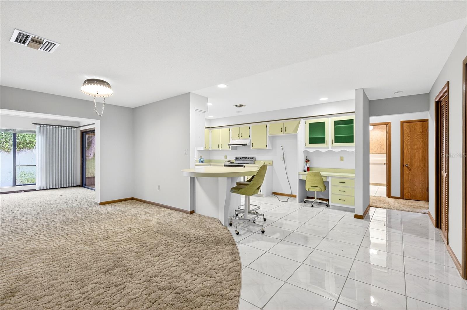 Image 6 of 42 For 9835 Wedgewood Lane
