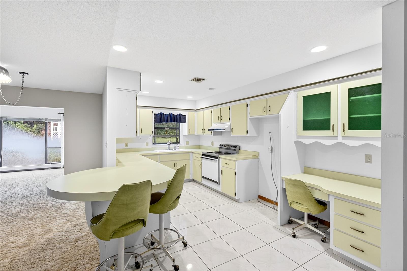 Image 7 of 42 For 9835 Wedgewood Lane