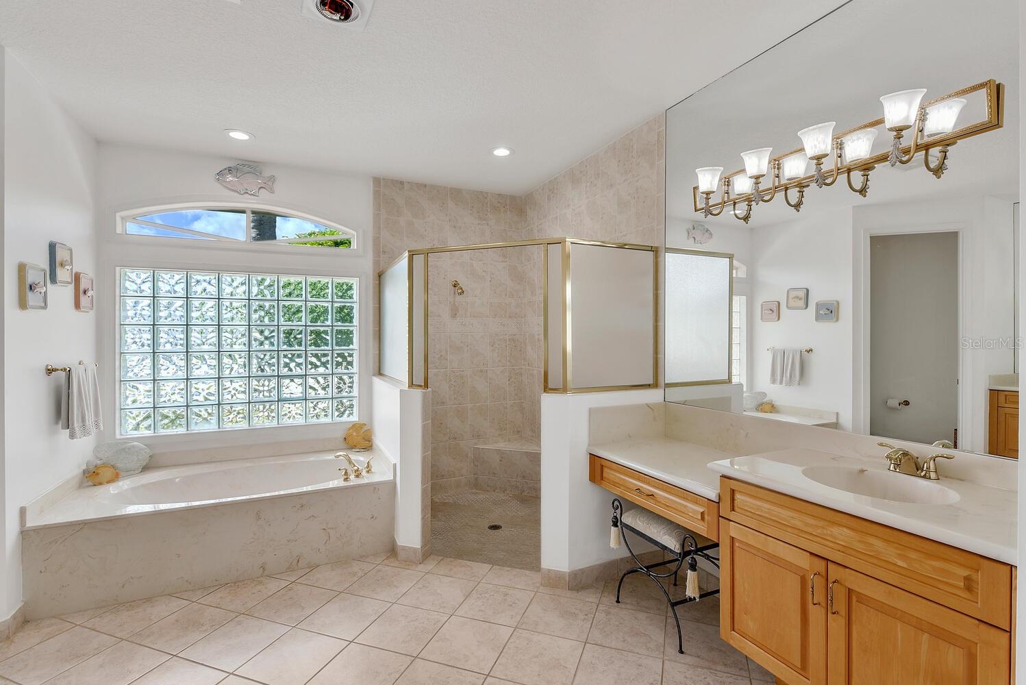 Image 19 of 66 For 6713 Arno Way