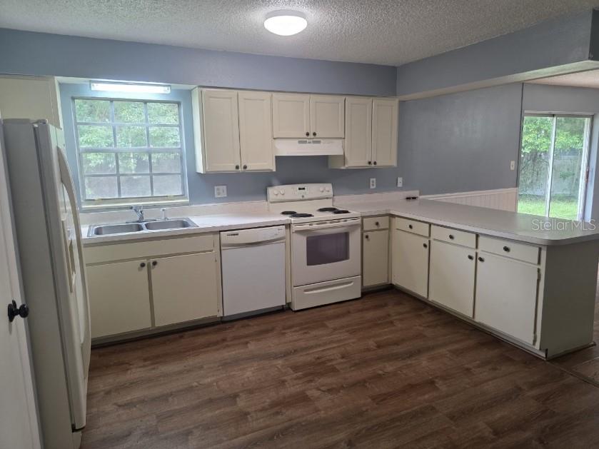 Image 3 of 12 For 1819 12th Avenue