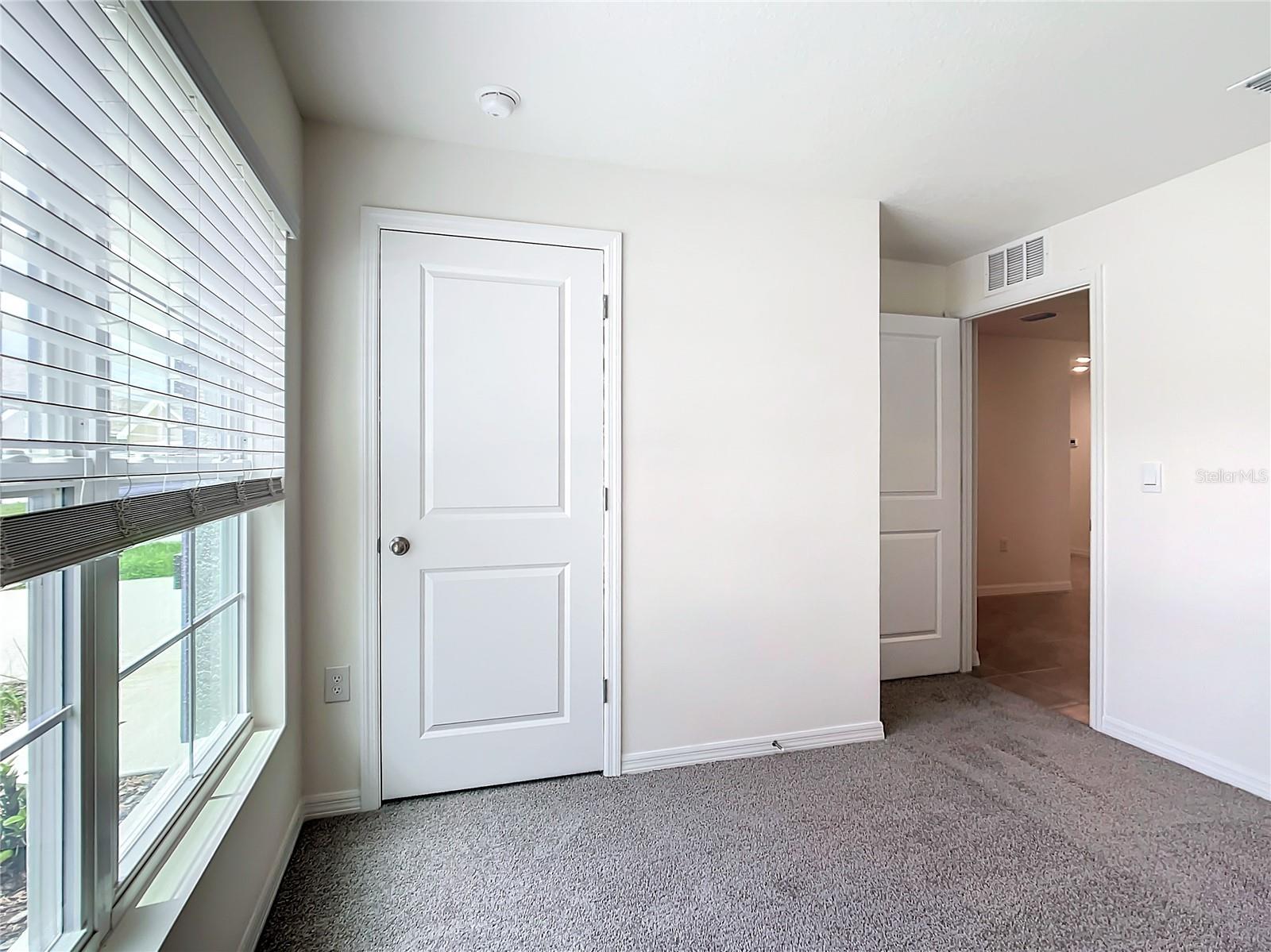 Image 19 of 48 For 8561 46 Avenue