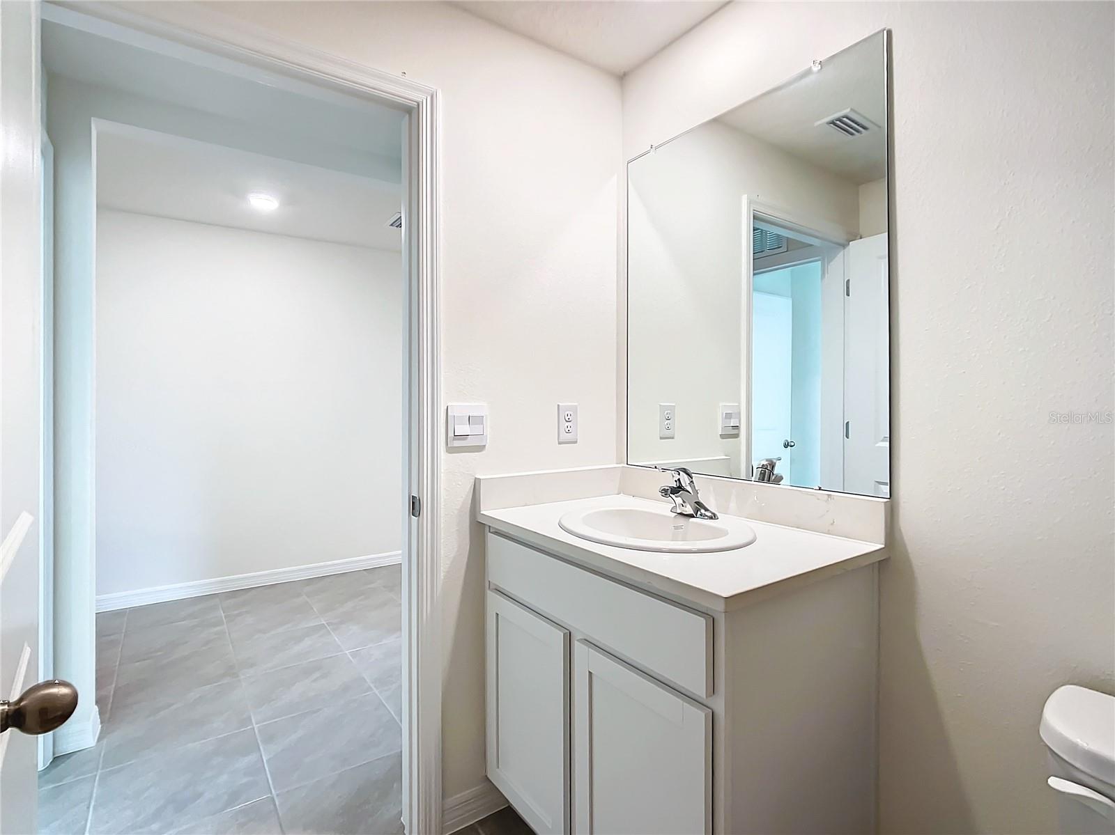 Image 24 of 48 For 8561 46 Avenue