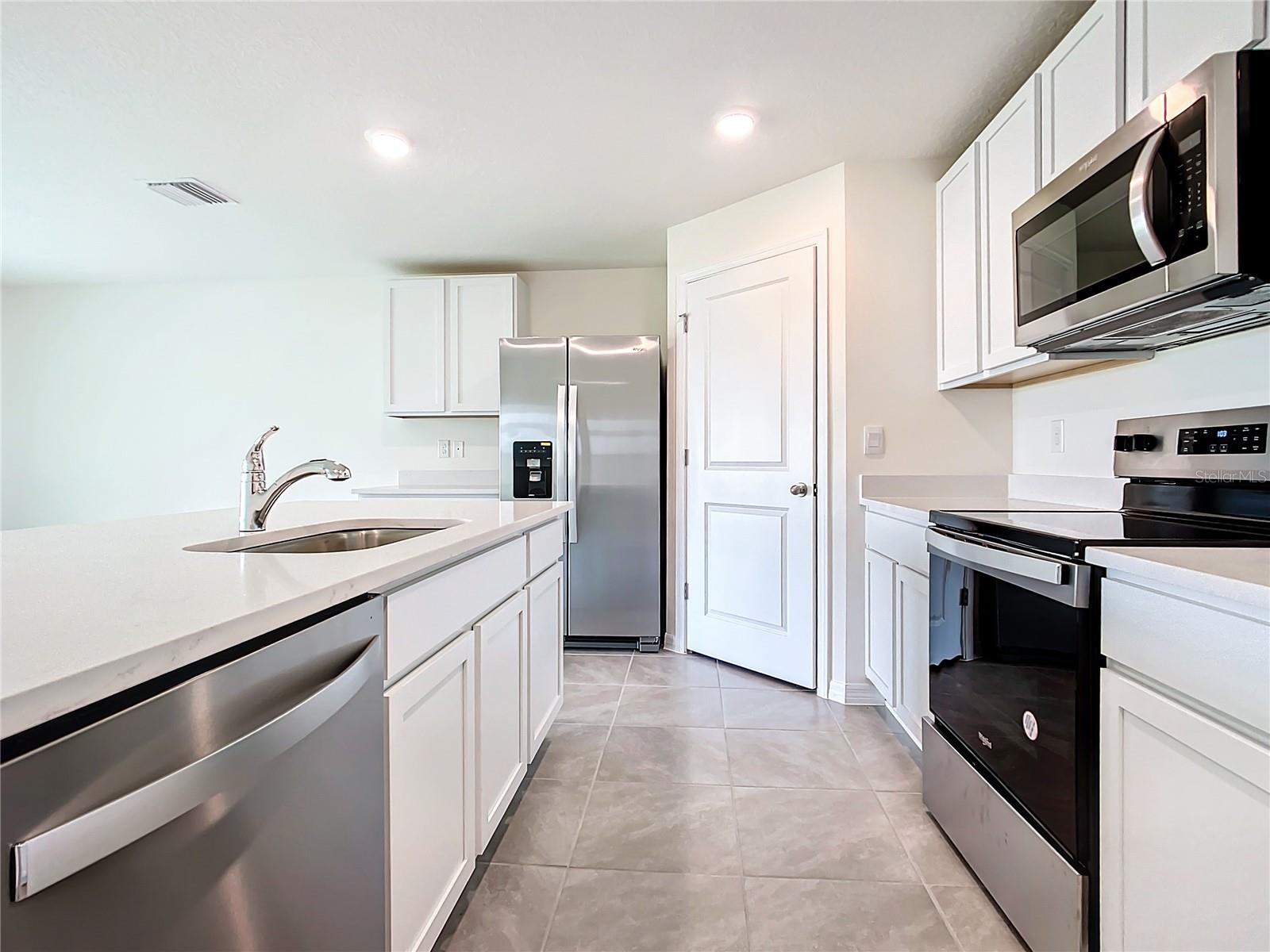Image 6 of 48 For 8561 46 Avenue