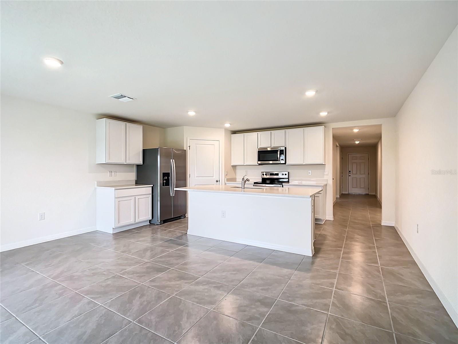 Image 7 of 48 For 8561 46 Avenue