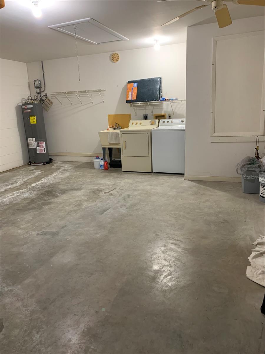 Image 28 of 31 For 8981 95th Street C