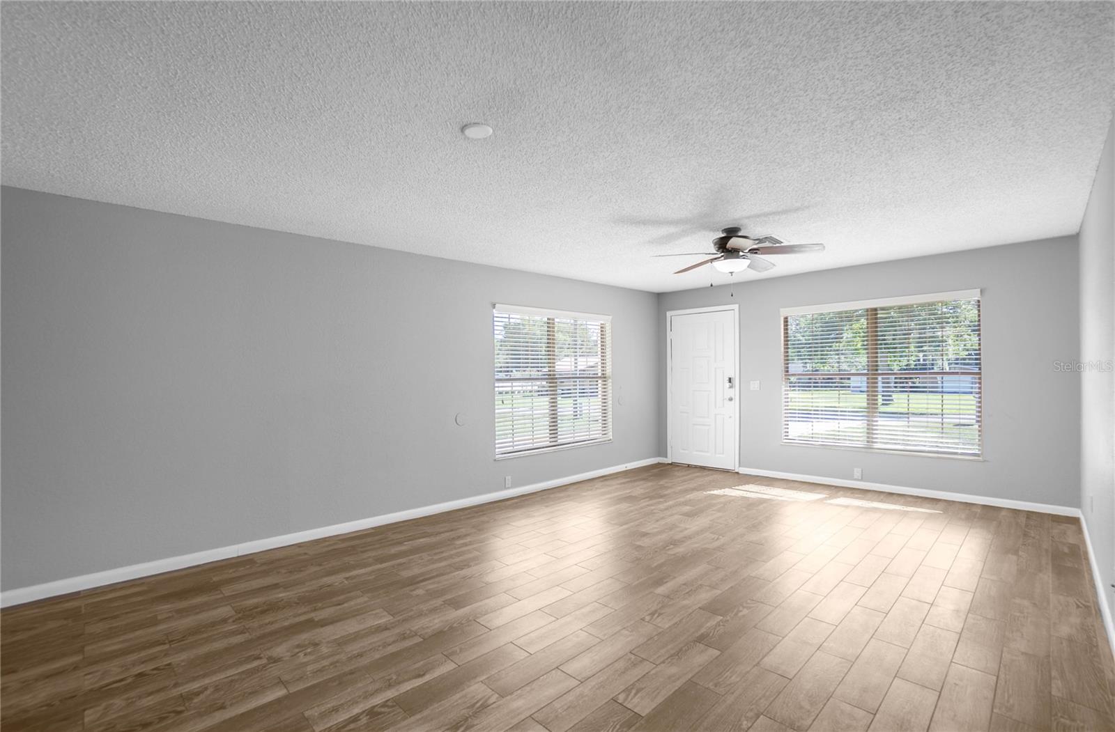 Image 5 of 41 For 220 Braemar Drive
