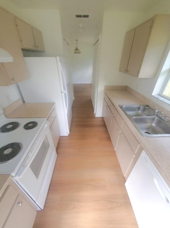 Image 3 of 6 For 665 59th Avenue