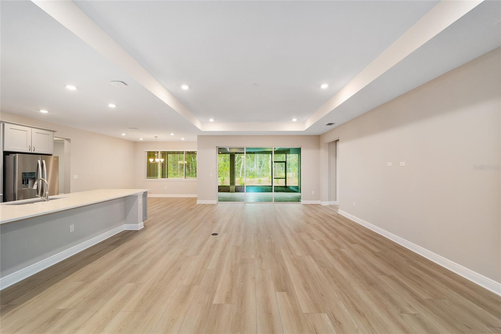 Image 13 of 47 For 10277 105th Court