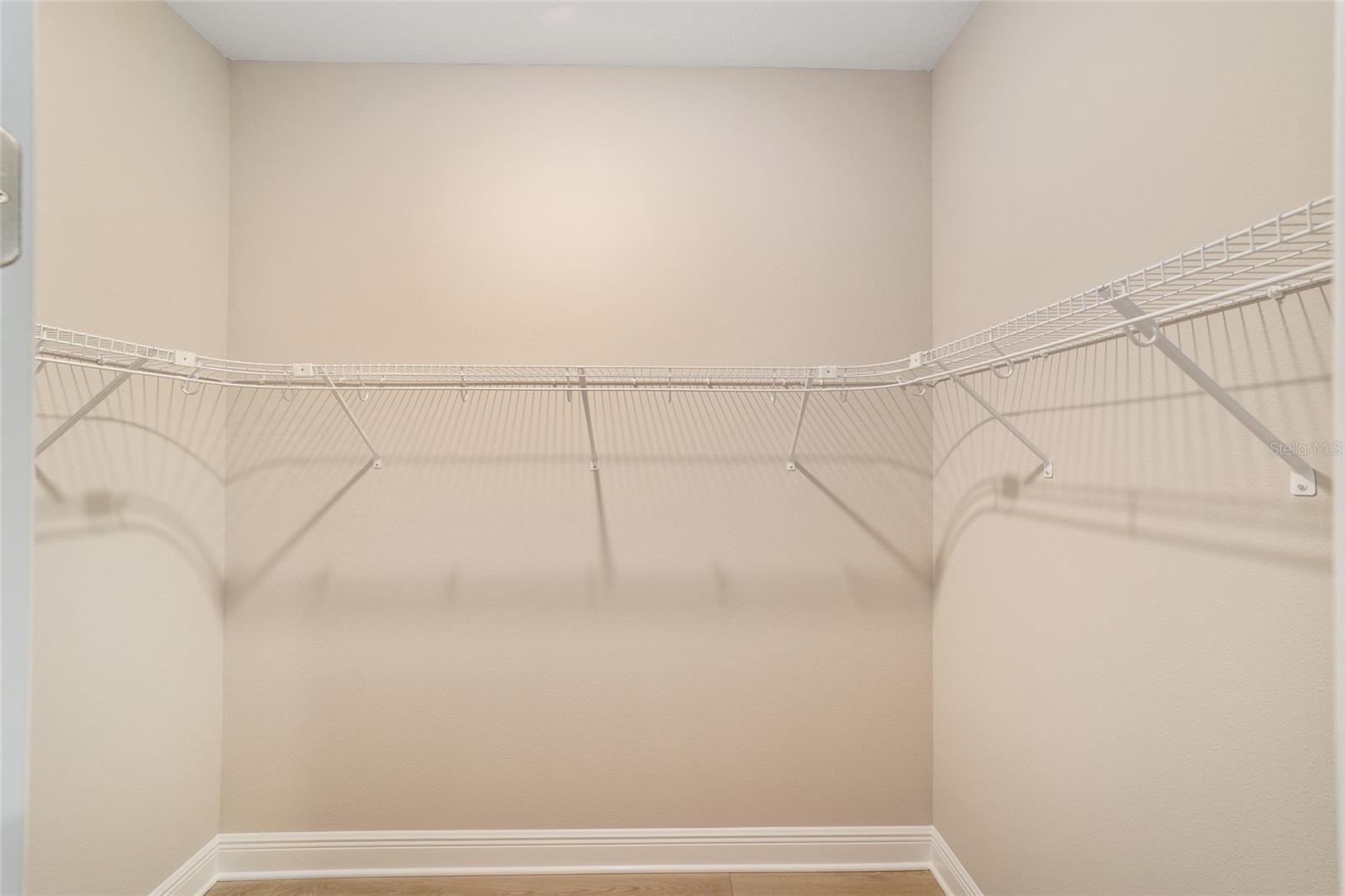 Image 26 of 47 For 10277 105th Court