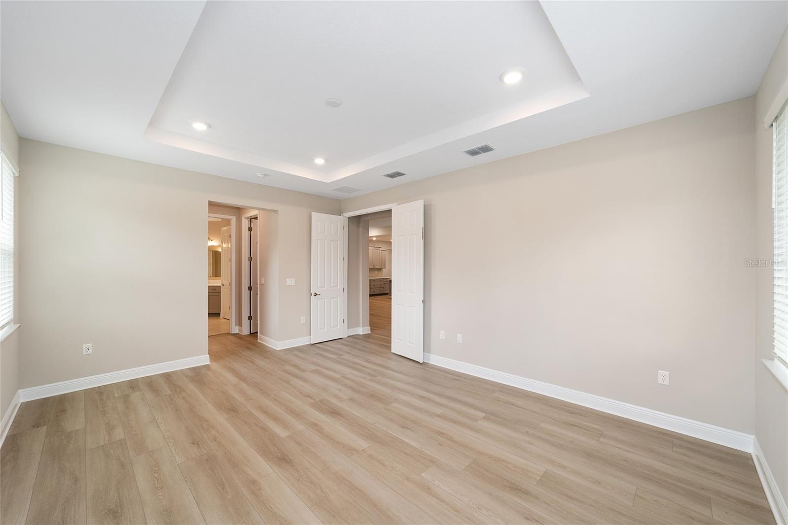 Image 28 of 47 For 10277 105th Court