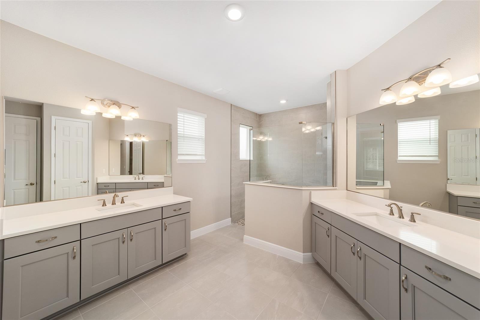 Image 29 of 47 For 10277 105th Court