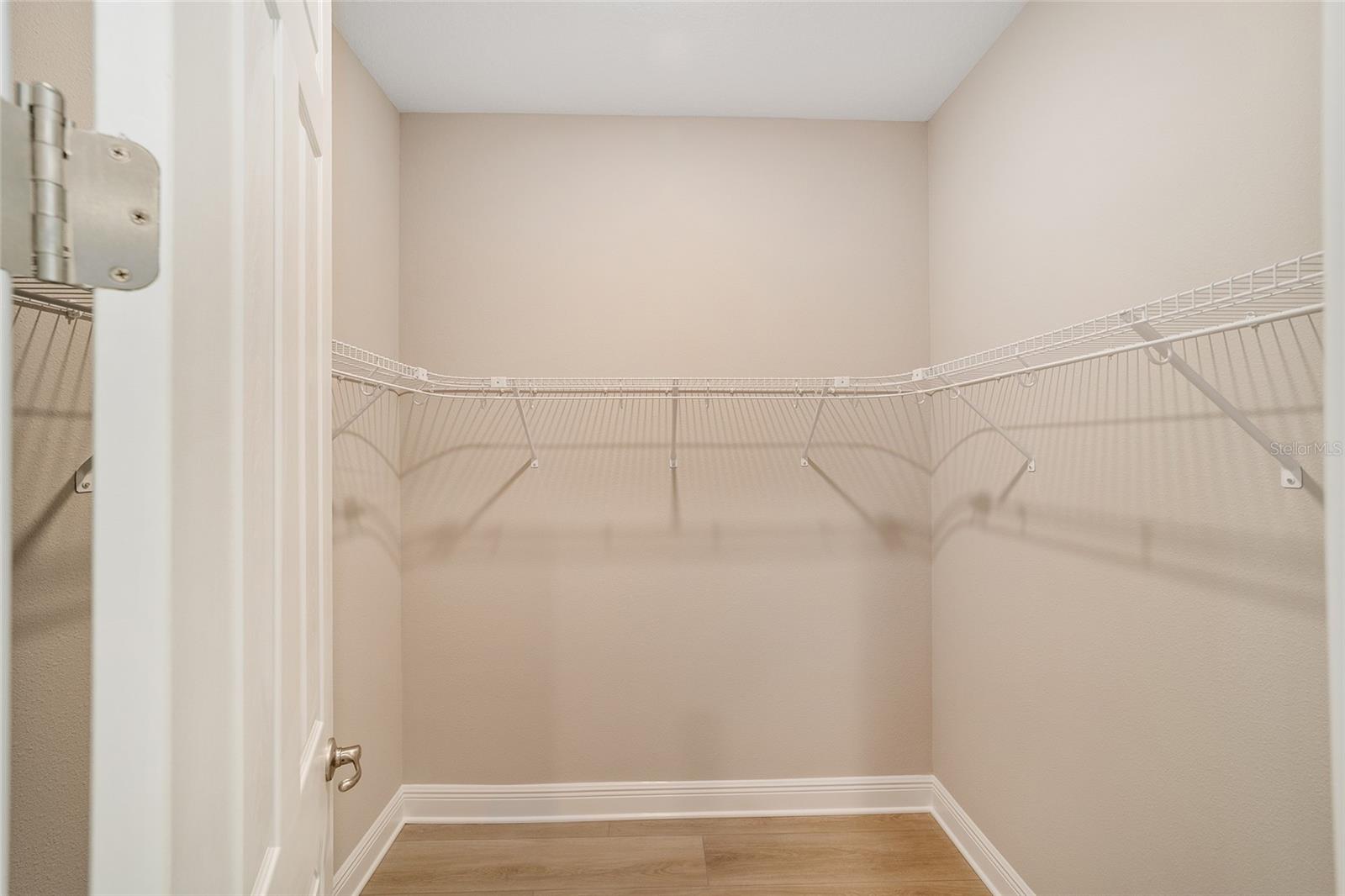 Image 31 of 47 For 10277 105th Court