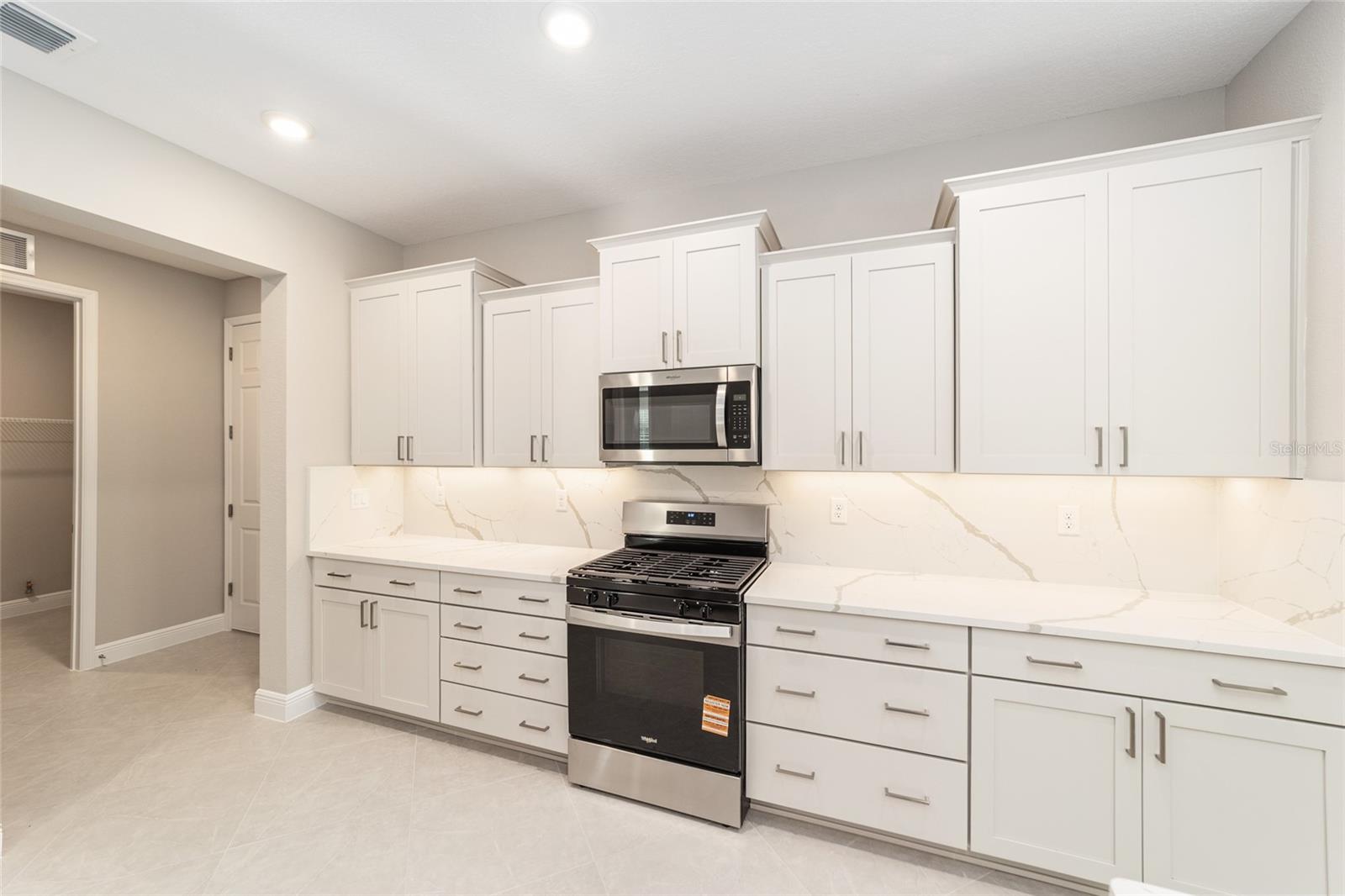 Image 22 of 47 For 10373 105th Court