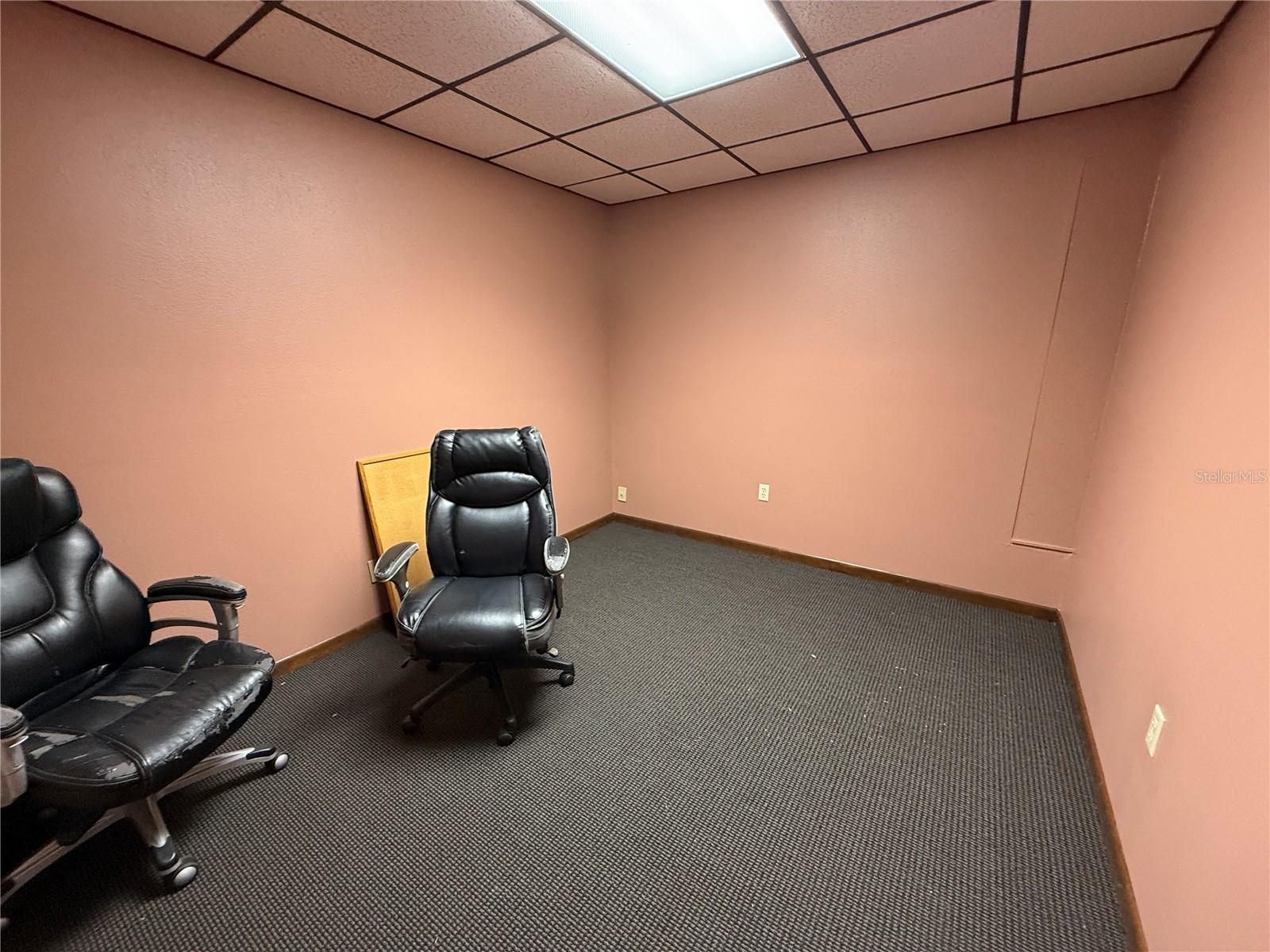 Image 7 of 11 For 814 Silver Springs Boulevard A