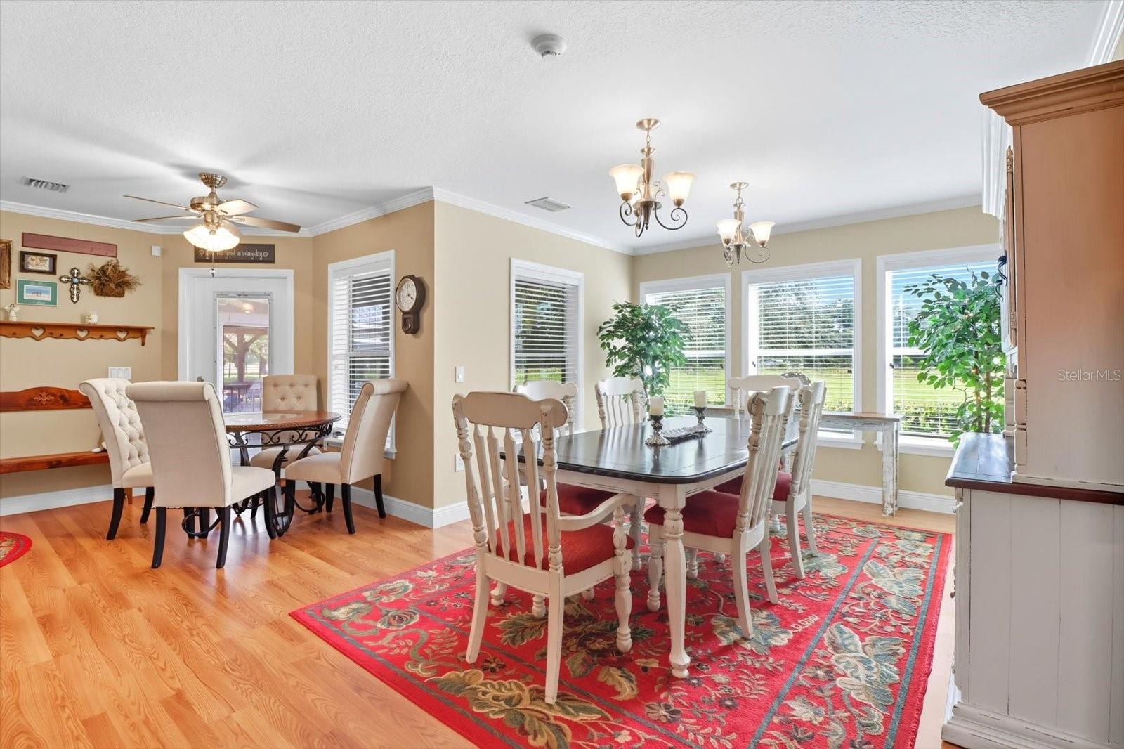 Image 30 of 67 For 9897 160 Avenue