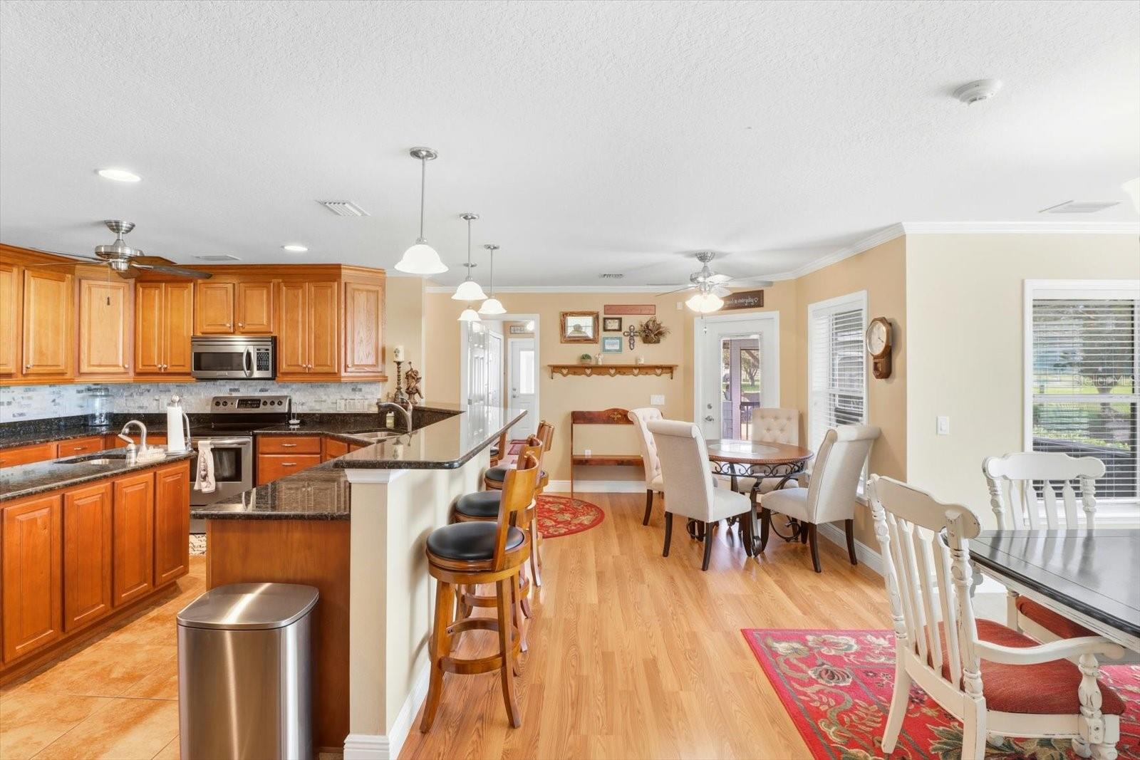 Image 32 of 67 For 9897 160 Avenue