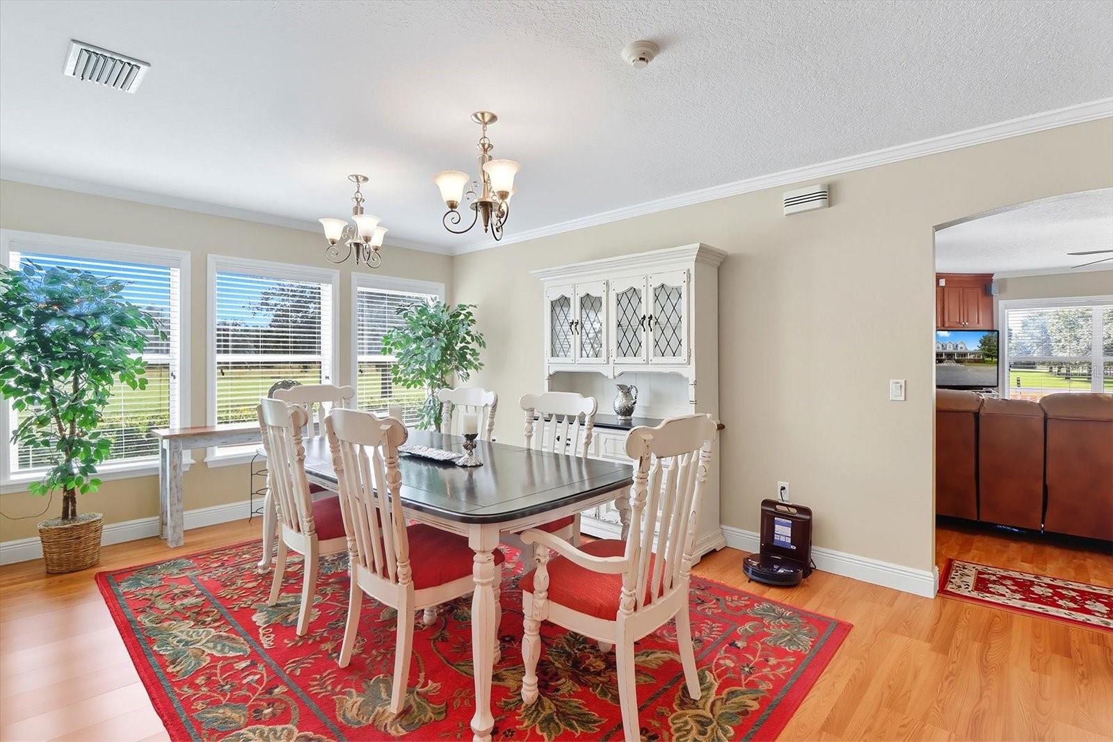 Image 33 of 67 For 9897 160 Avenue