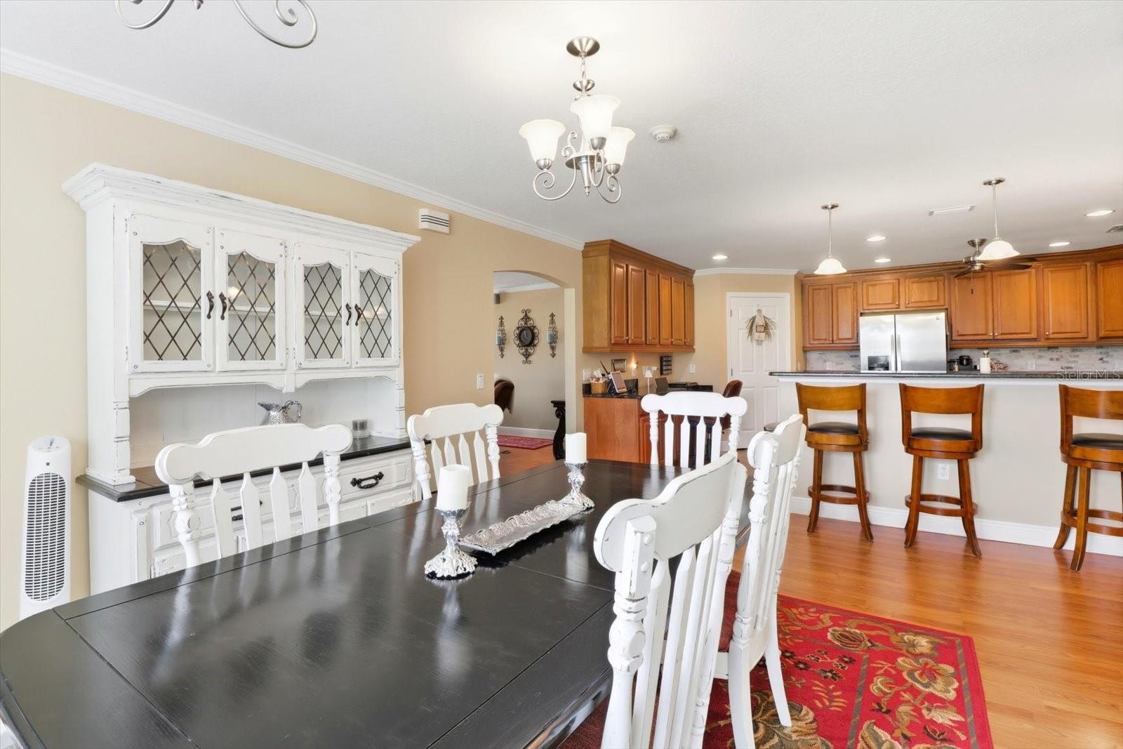 Image 34 of 67 For 9897 160 Avenue