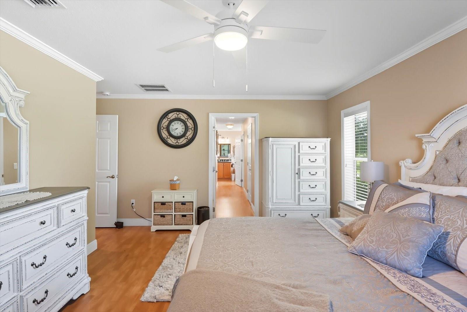 Image 37 of 67 For 9897 160 Avenue