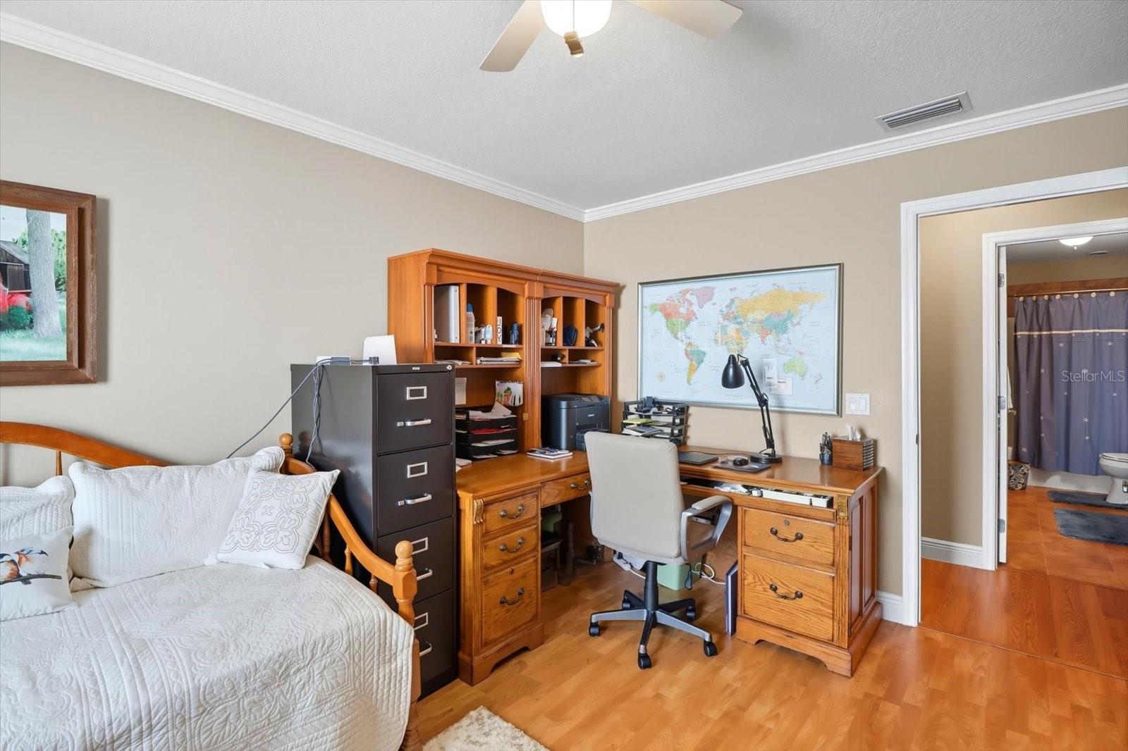 Image 41 of 67 For 9897 160 Avenue