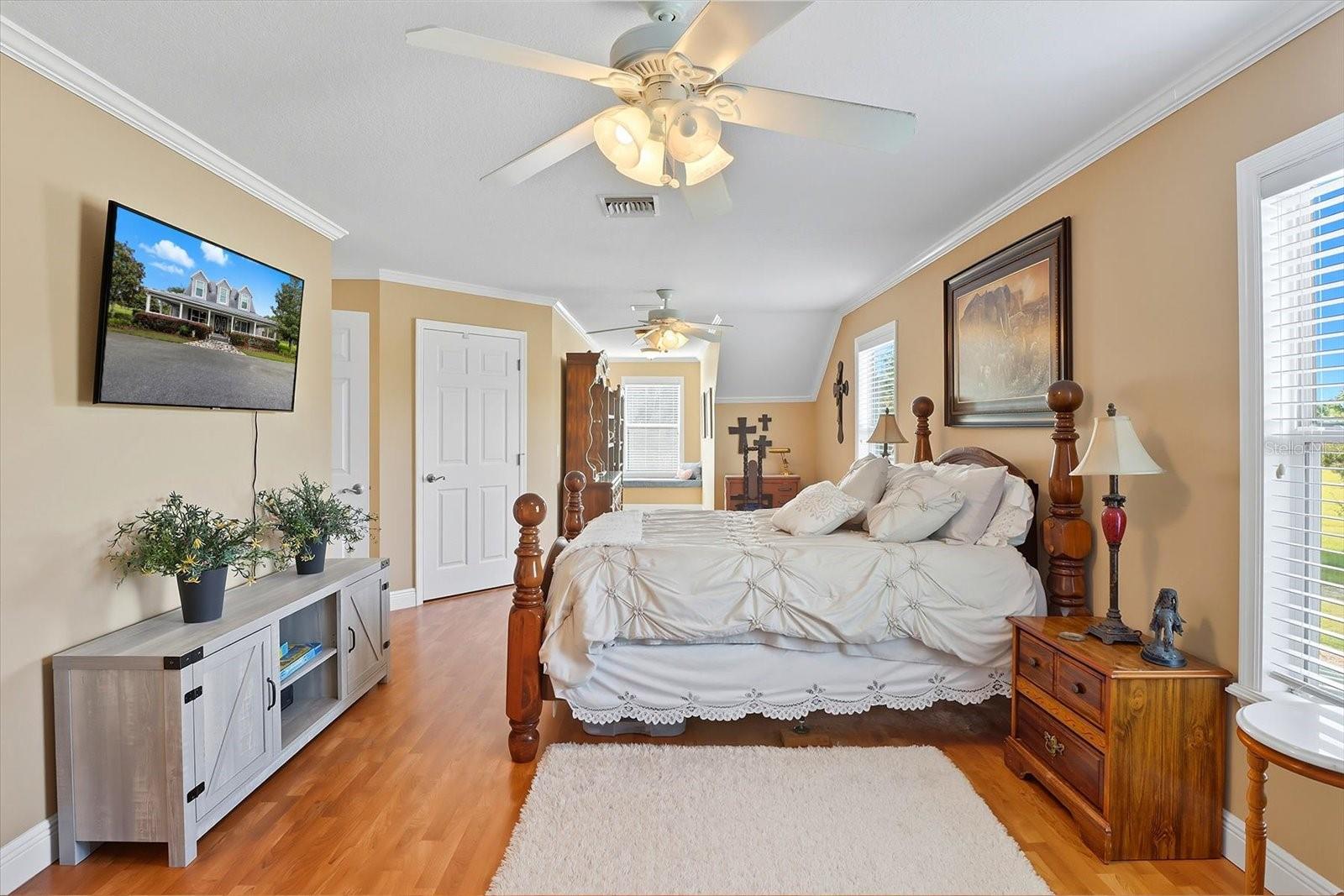 Image 47 of 67 For 9897 160 Avenue