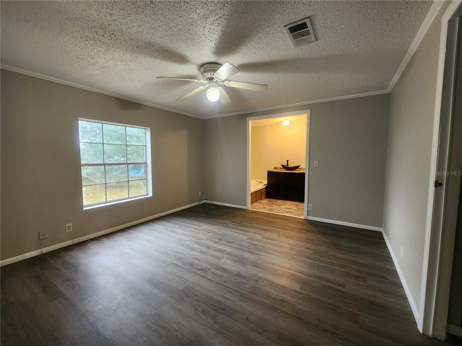 Image 12 of 22 For 6741 1st Place