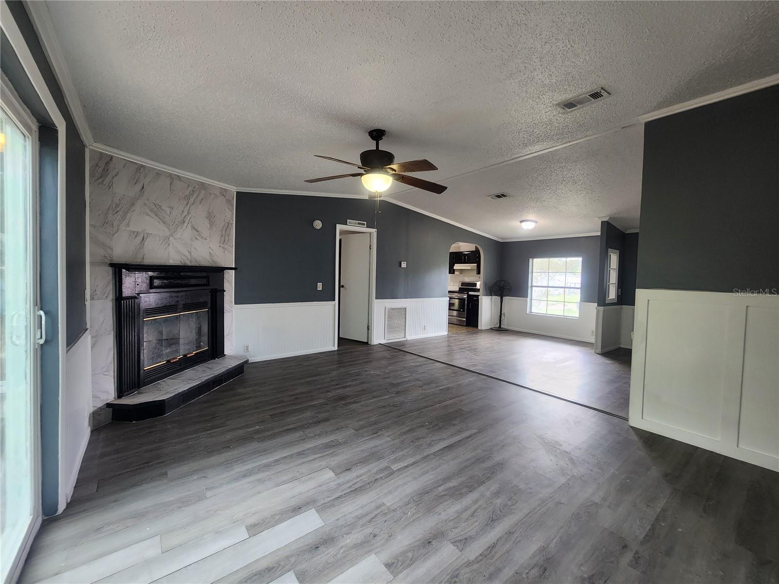 Image 5 of 22 For 6741 1st Place