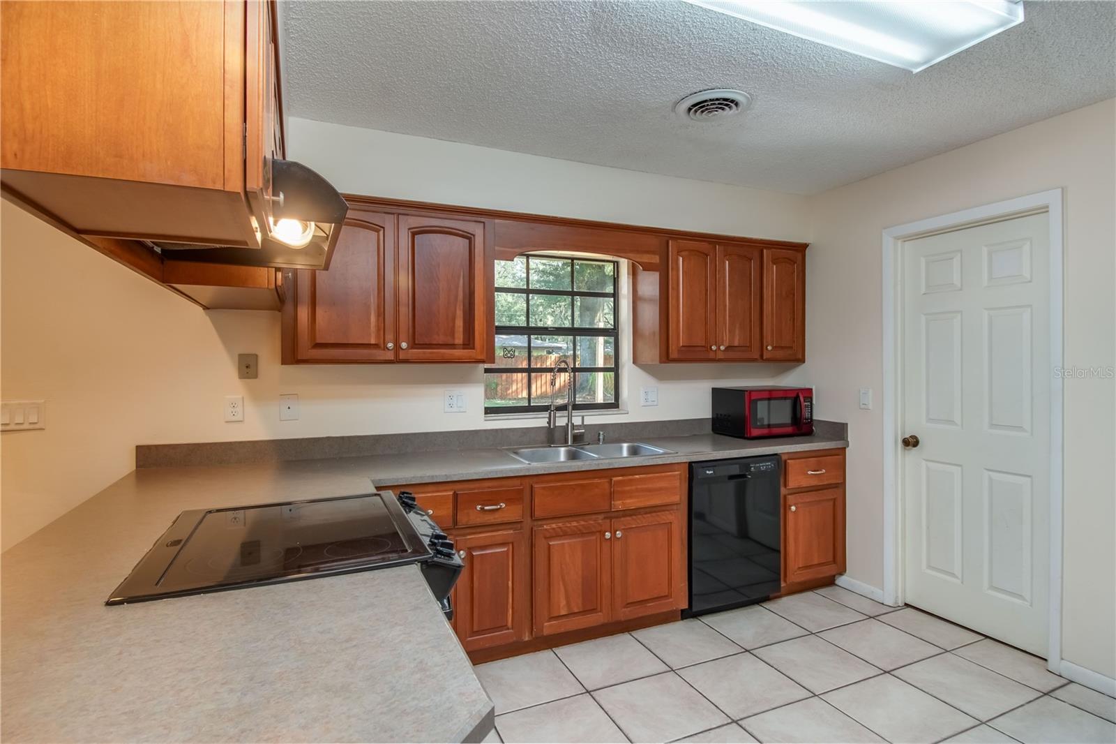 Image 11 of 26 For 4025 17th Place