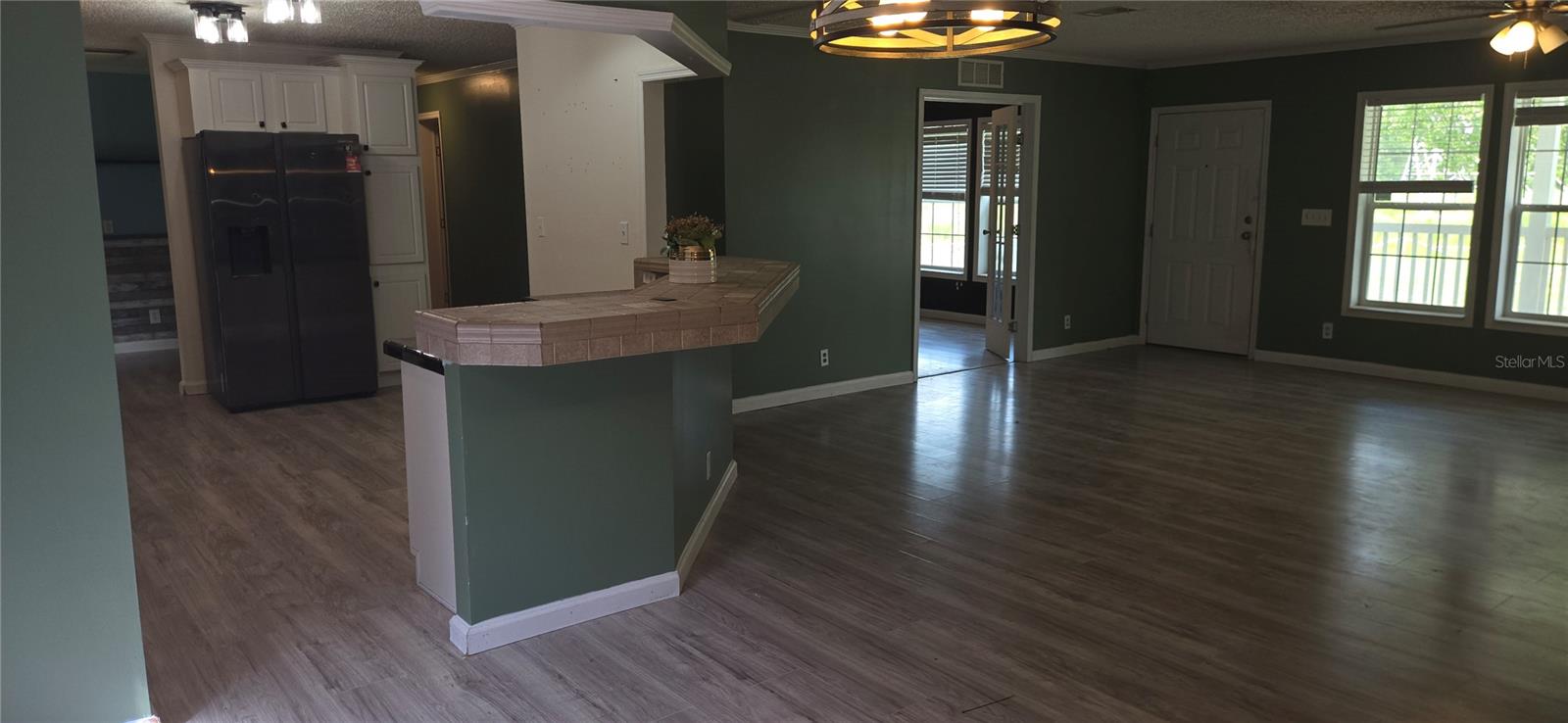 Listing photo id 15 for 2476 Wright Point