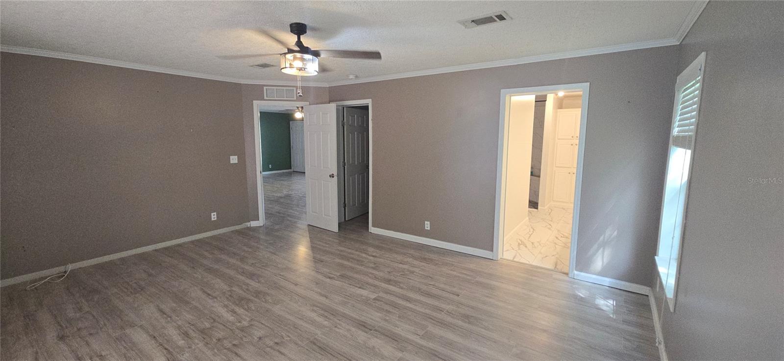 Listing photo id 19 for 2476 Wright Point