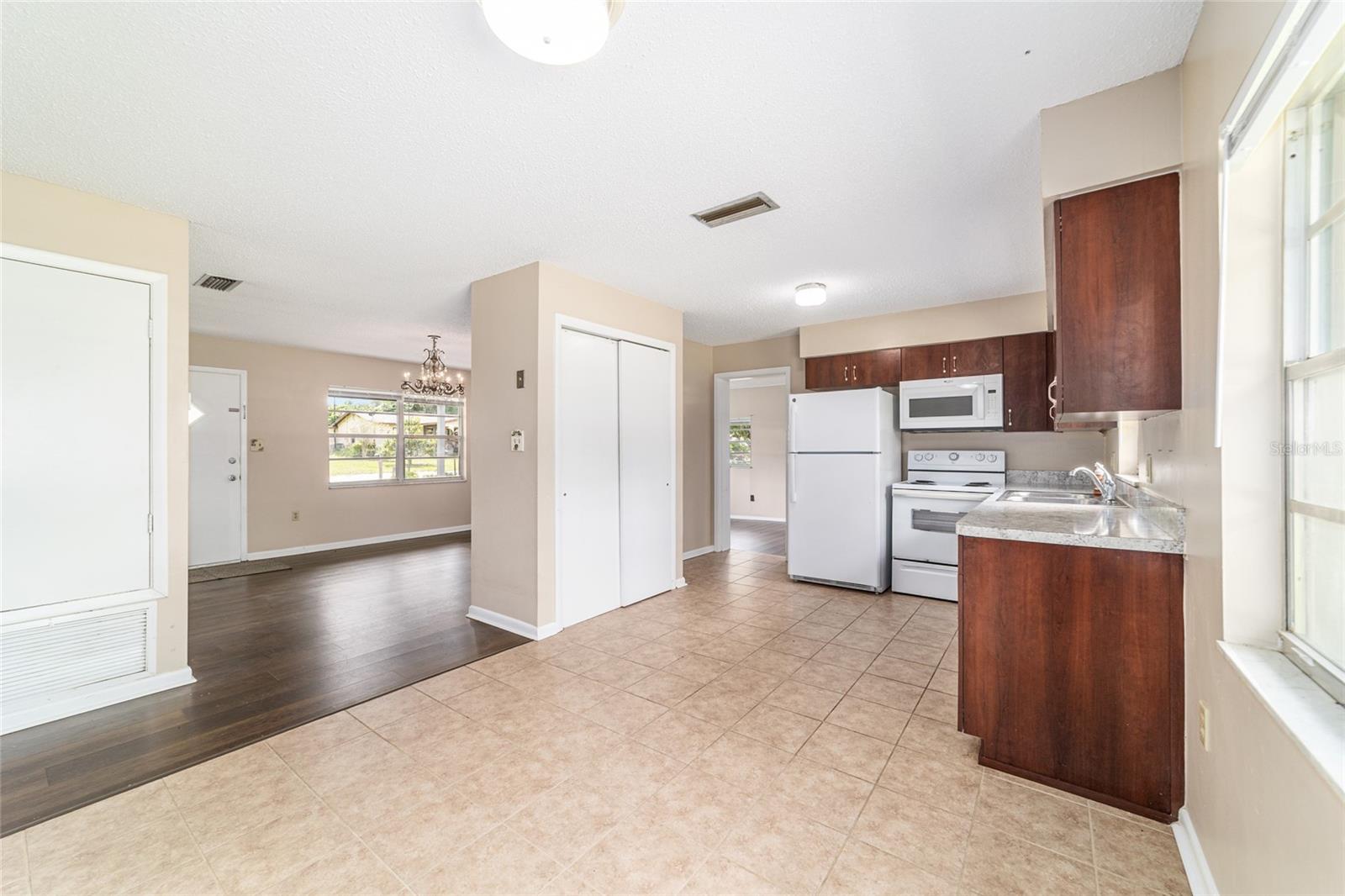 Image 15 of 43 For 1819 22nd Street