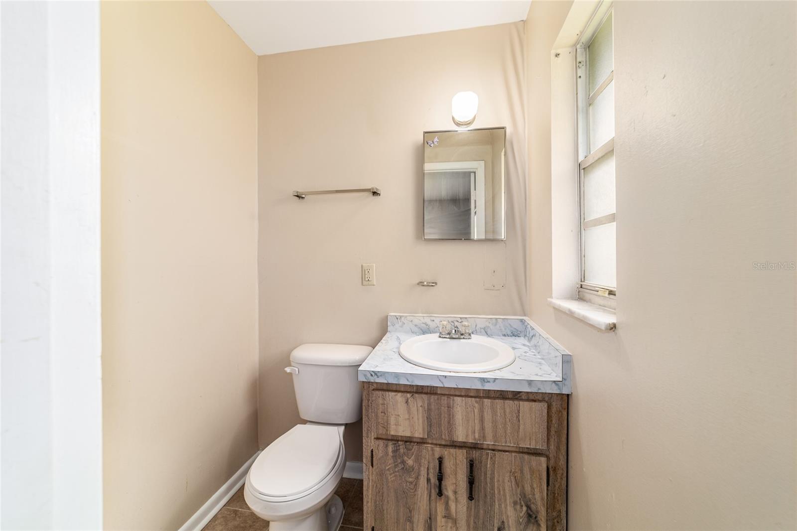 Image 23 of 43 For 1819 22nd Street