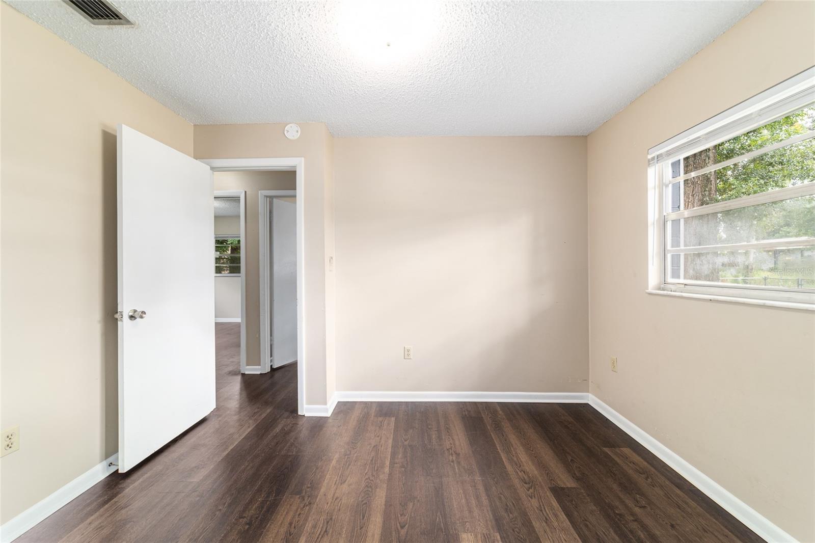 Image 26 of 43 For 1819 22nd Street