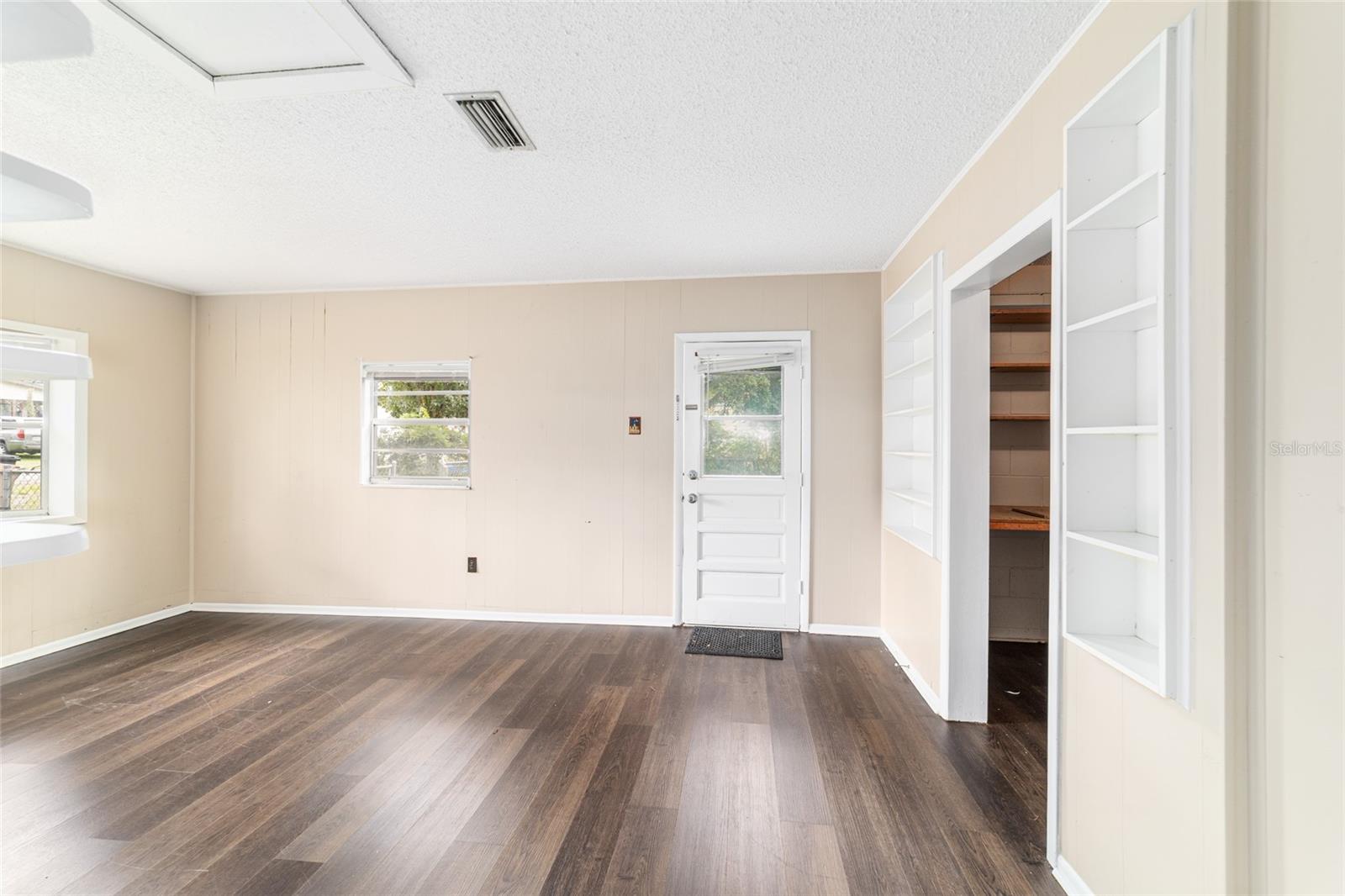 Image 31 of 43 For 1819 22nd Street