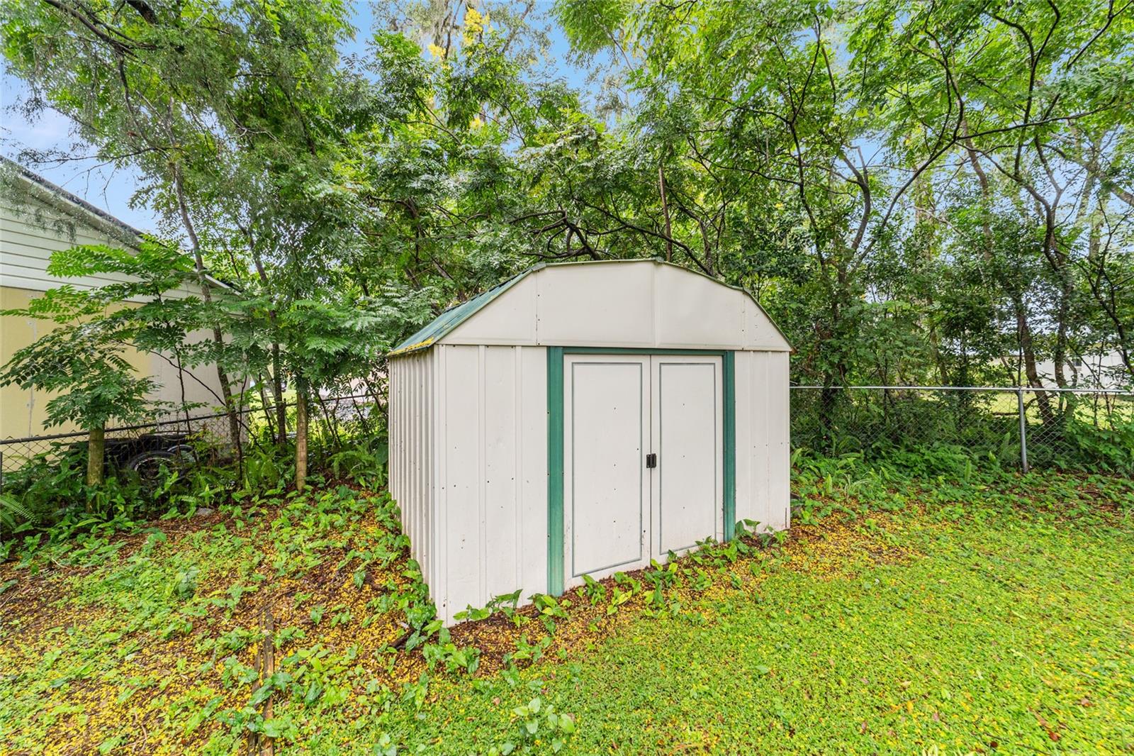 Image 38 of 43 For 1819 22nd Street