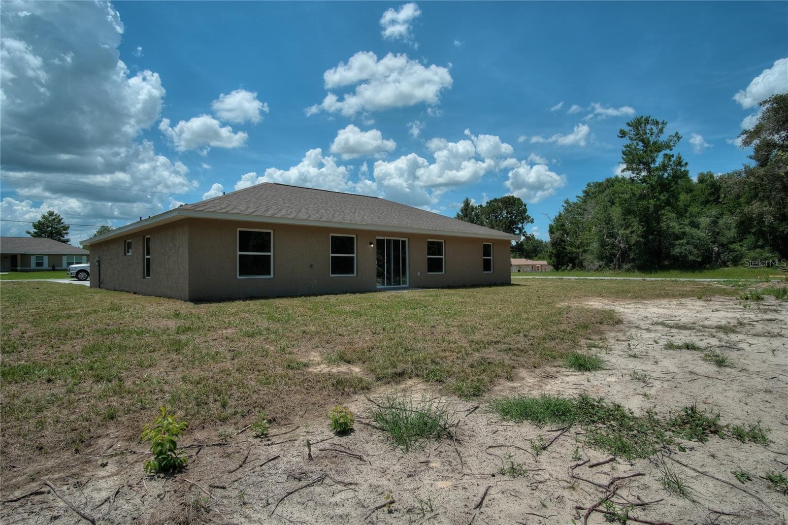 Image 16 of 20 For 16773 18th Avenue Road