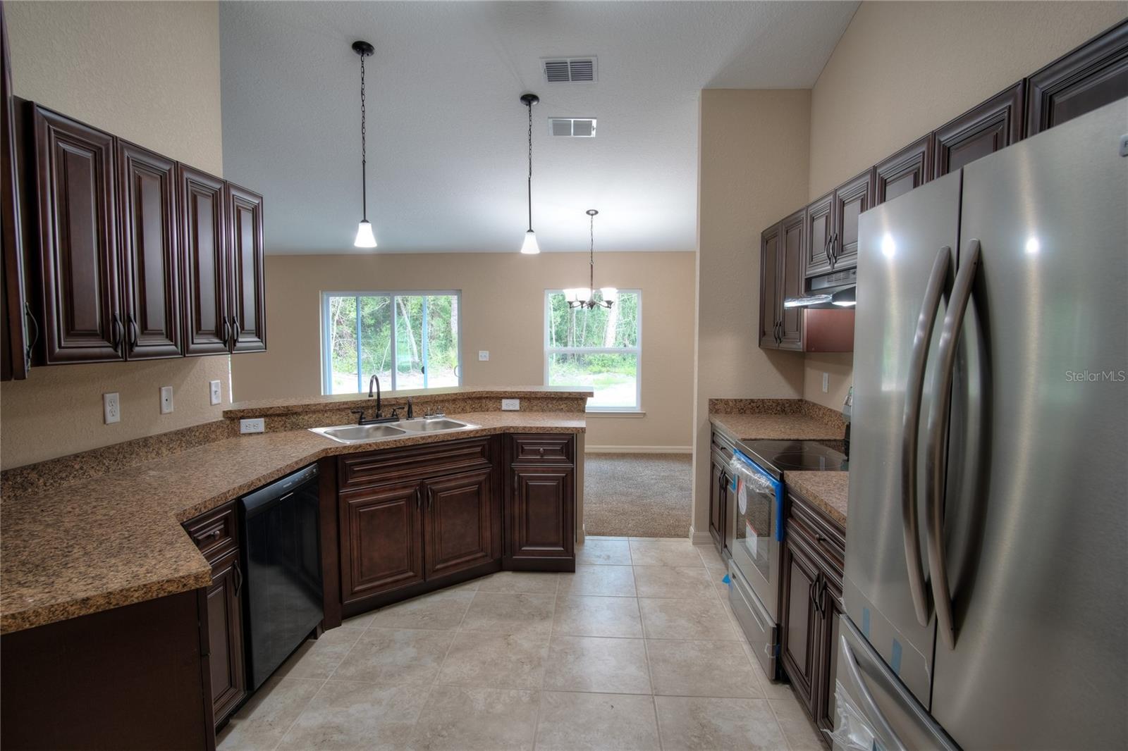 Image 3 of 20 For 16773 18th Avenue Road