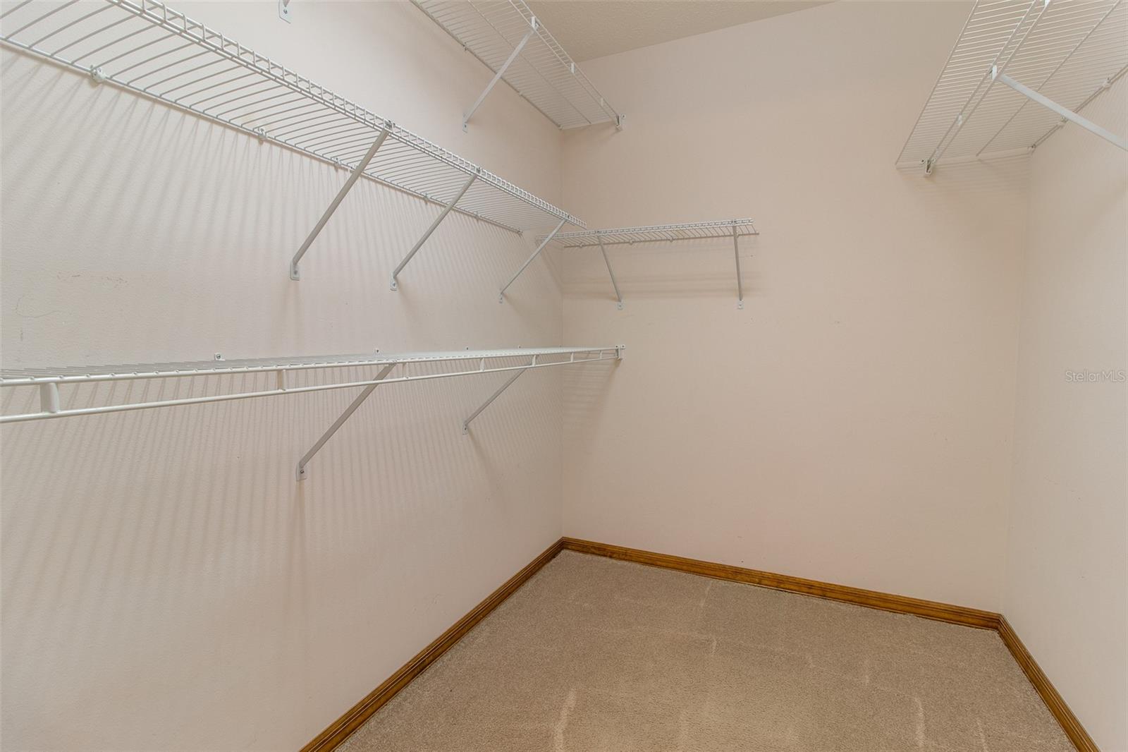 Image 20 of 43 For 5435 24 Street