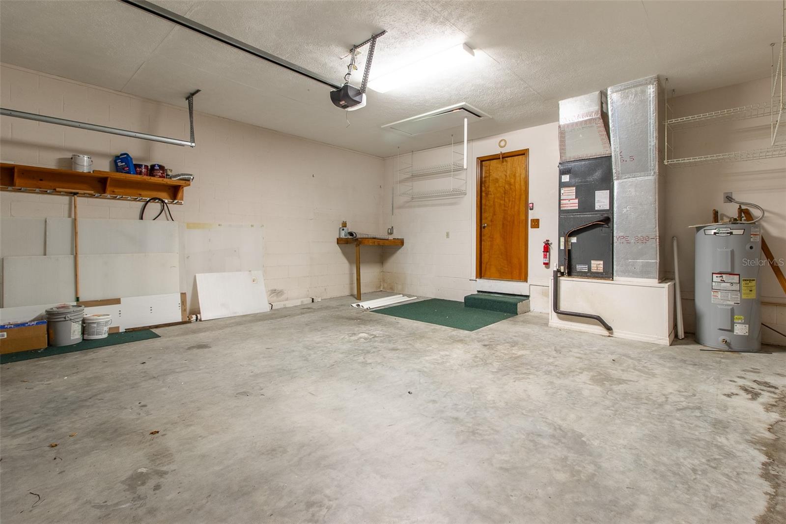 Image 32 of 43 For 5435 24 Street