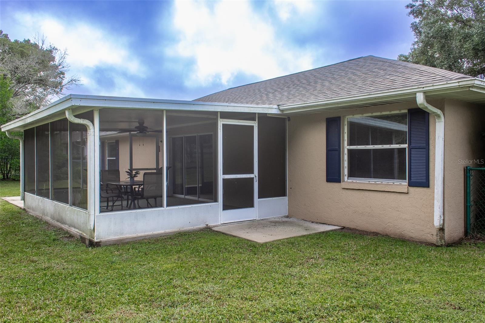 Image 33 of 43 For 5435 24 Street