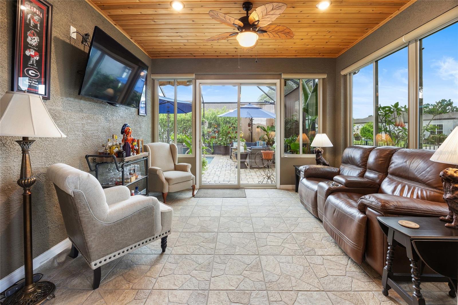 Image 13 of 52 For 9646 67th Street