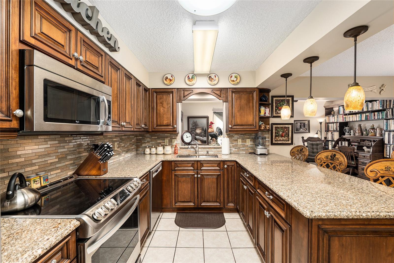 Image 16 of 38 For 9155 83rd Court C