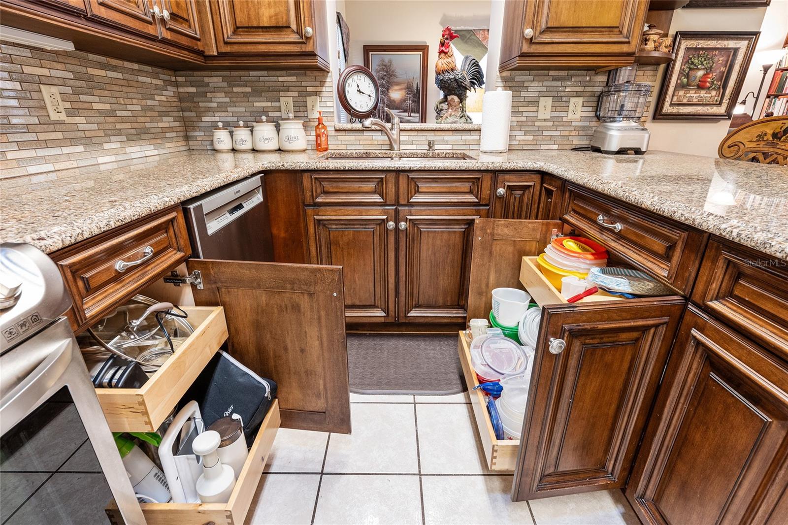 Image 17 of 38 For 9155 83rd Court C