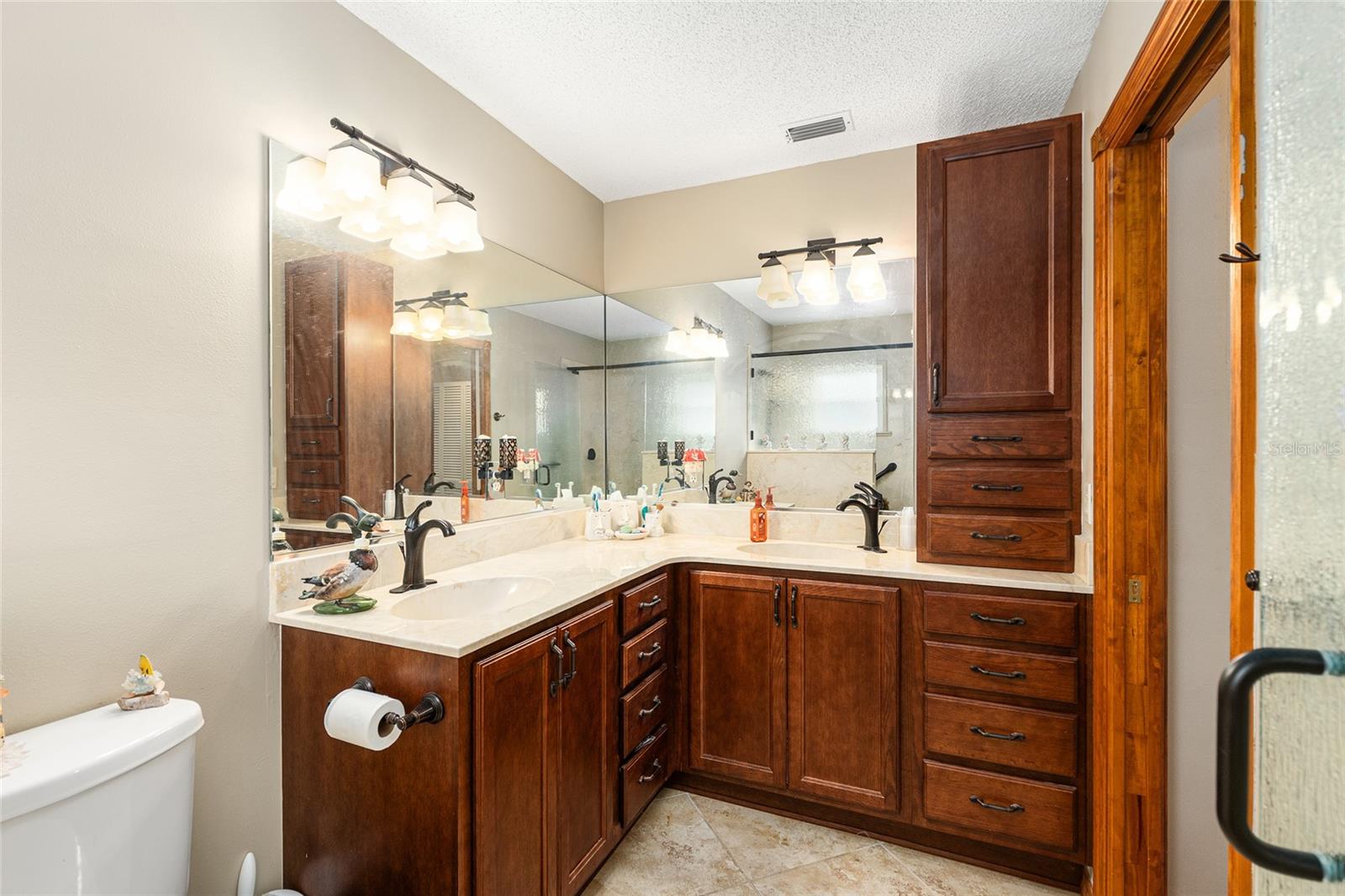 Image 22 of 38 For 9155 83rd Court C