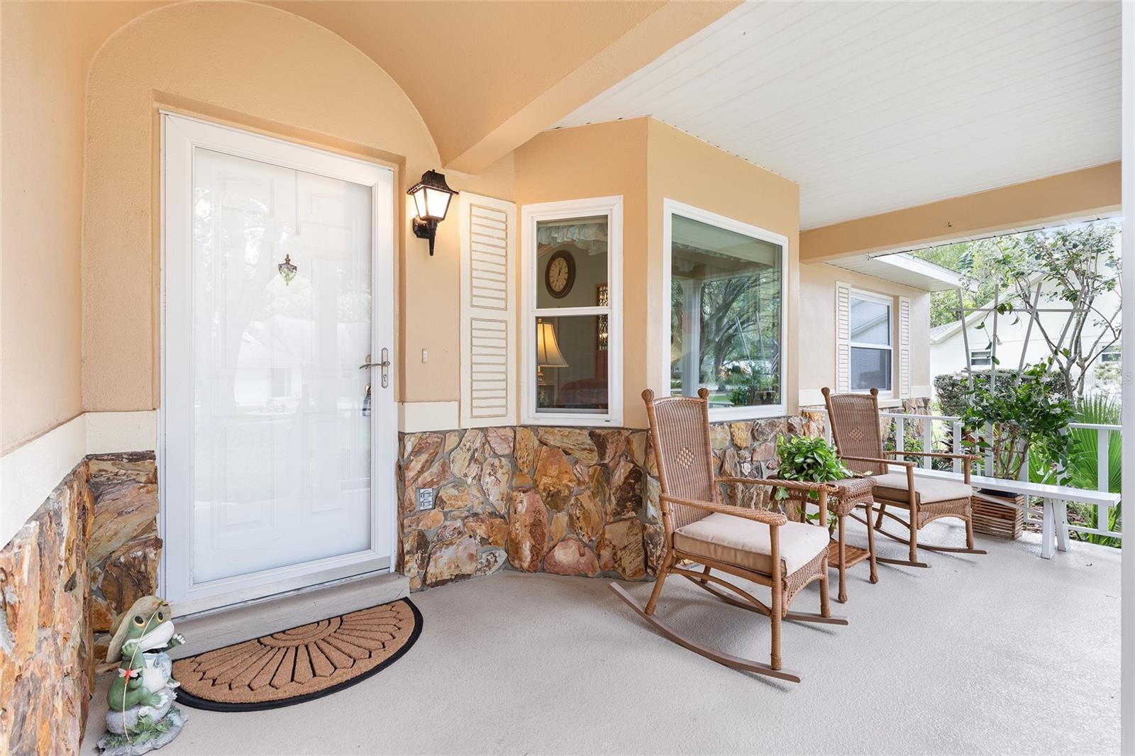 Image 4 of 38 For 9155 83rd Court C