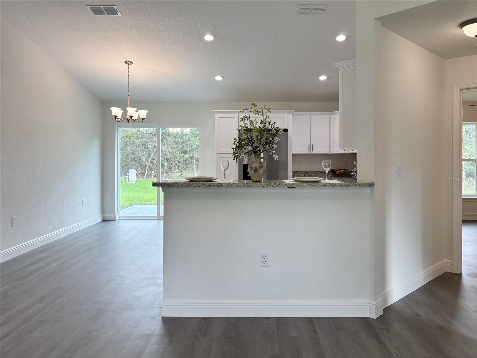 Image 14 of 72 For 2529 Breezy Point Drive