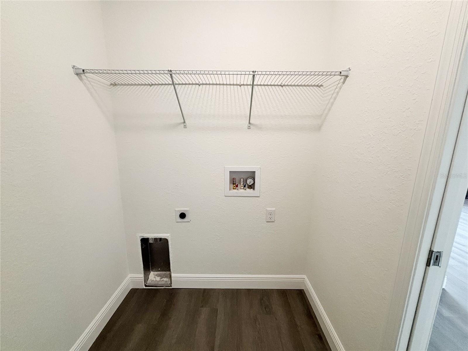 Image 30 of 72 For 2529 Breezy Point Drive